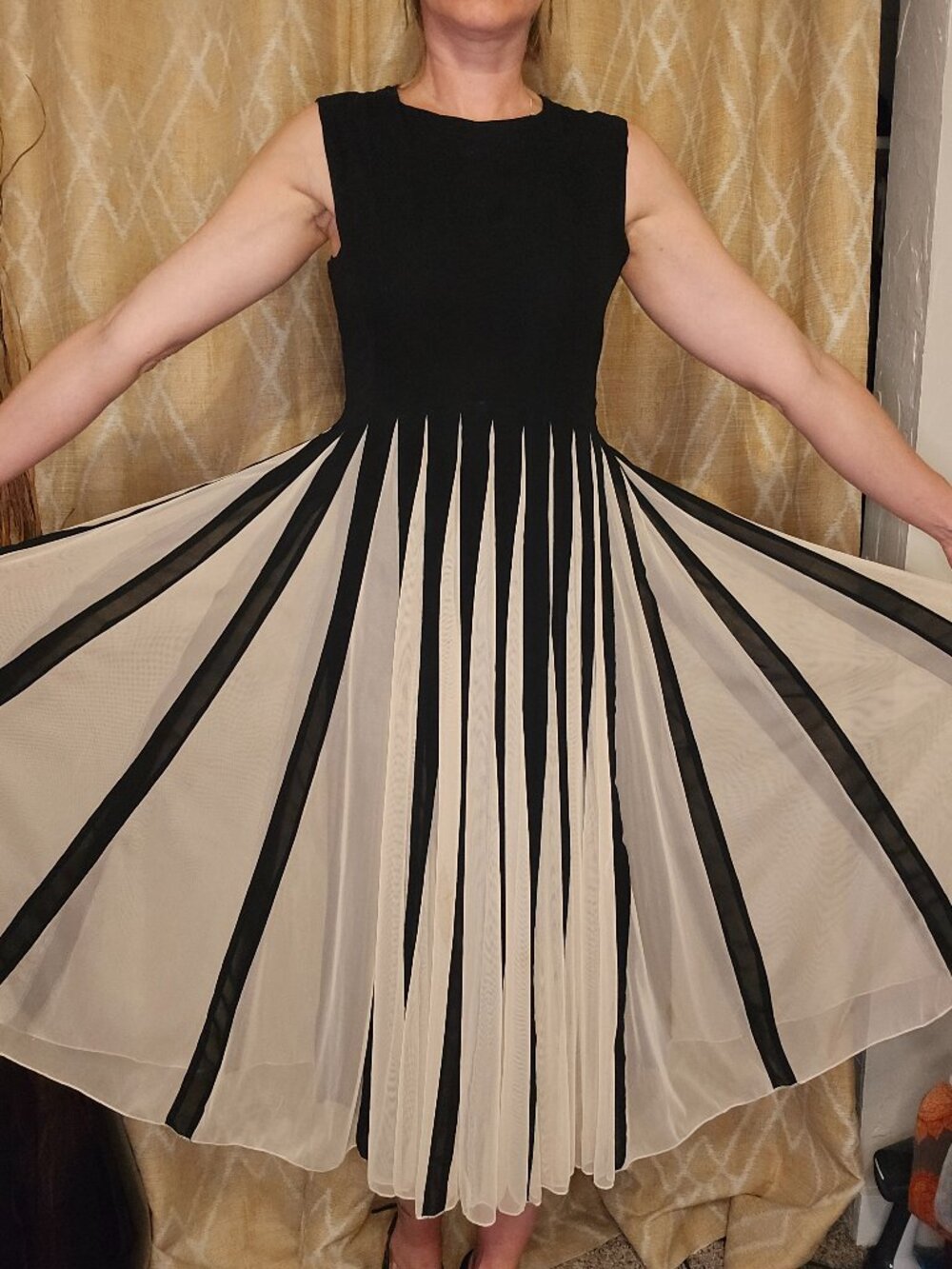 ✨ ASOS Tall Vintage Style Color-Block Pleated Godet Skirt Dress - Size US 2✨